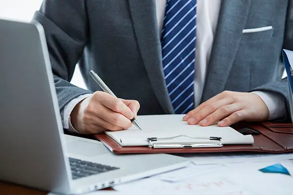 怎么看待生活中的现象